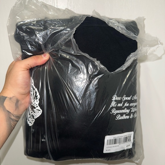 DARC SPORT X BATMAN X BANE “BACK BREAKER” HOODIE - Picture 6 of 7